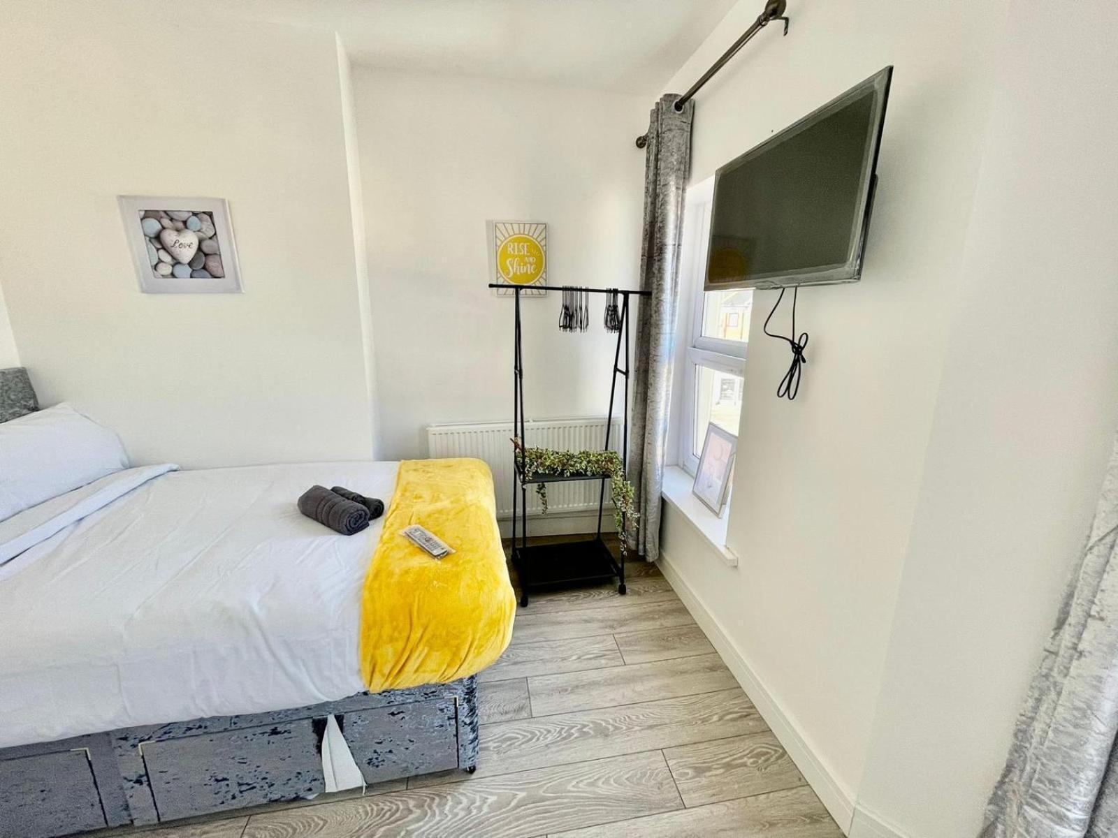 Cheerful 1 Bed Apartment Cardiff City Centre - Penarth Rd Exterior foto